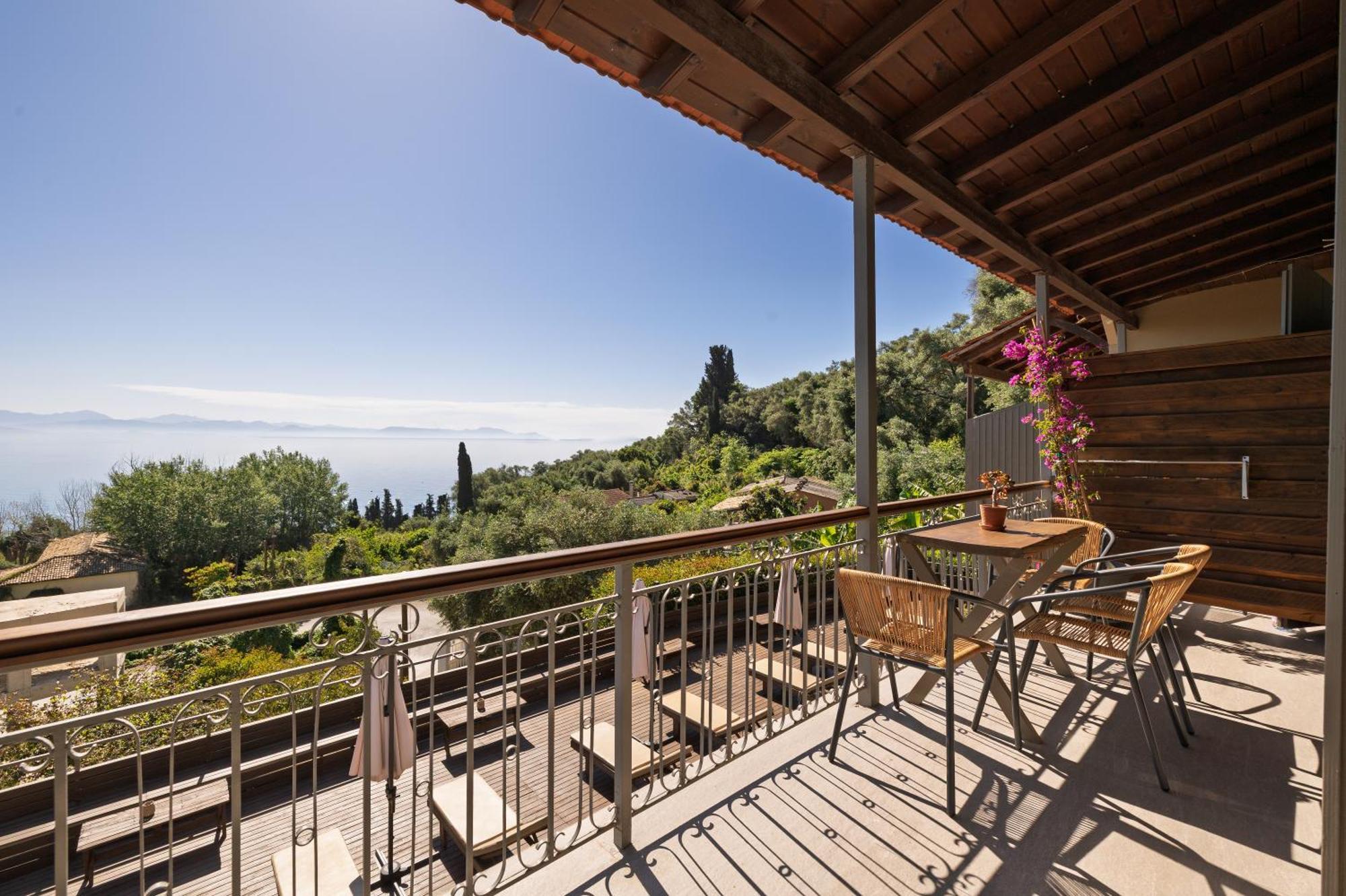 Villa Manolatou