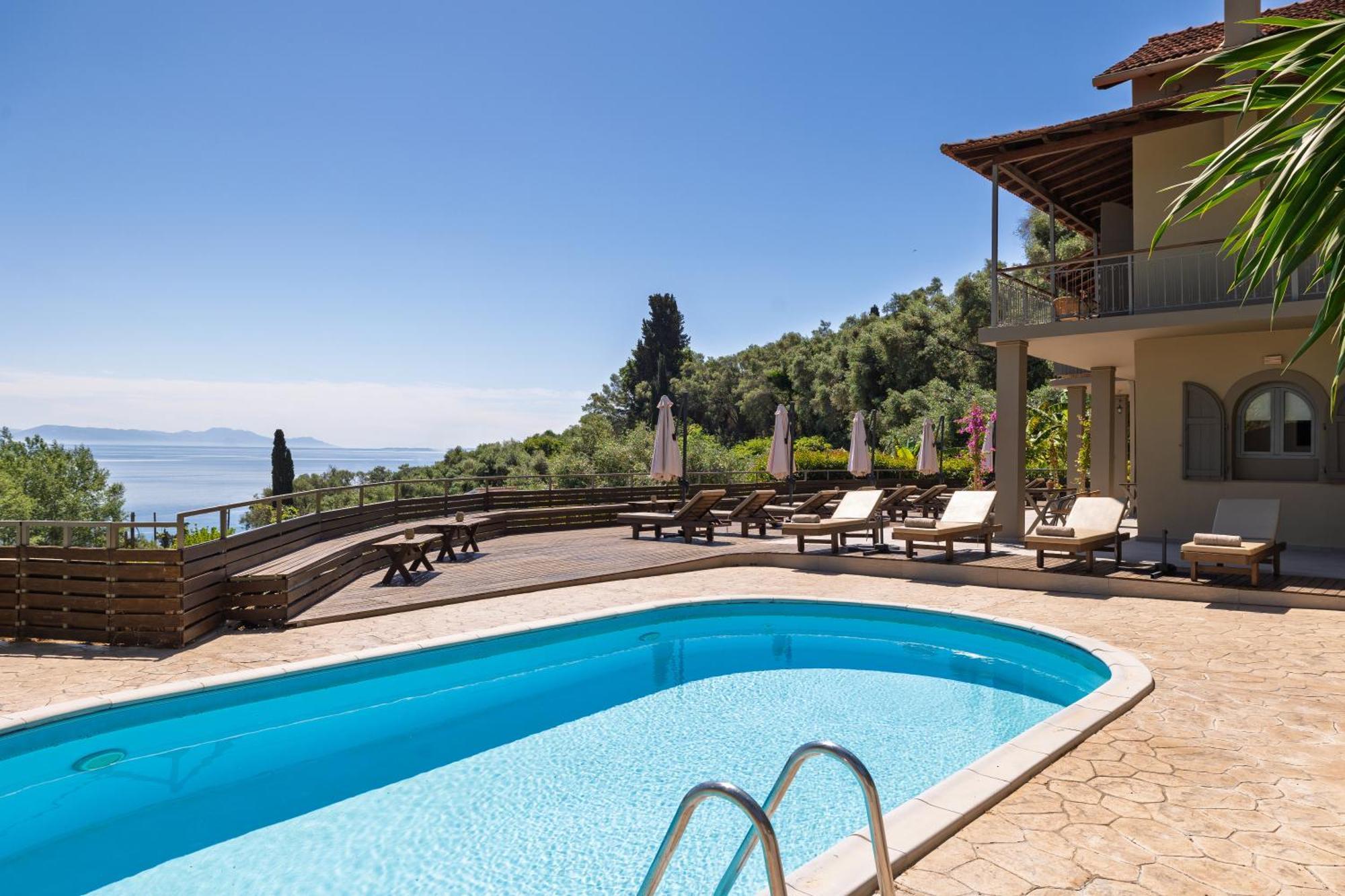 Villa Manolatou